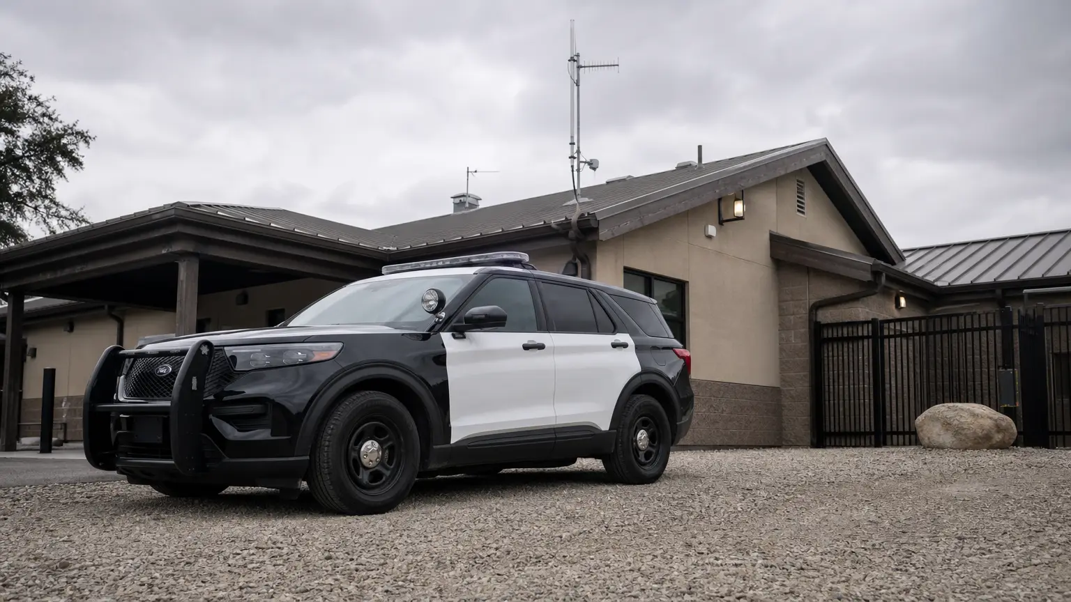 Sheriff arrests burglary suspect in countywide investigation